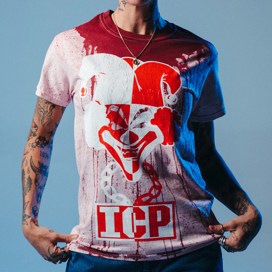 "Carnival Of Carnage Vintage" Womens One-Size T-Shirt In Red Blood Splatter Dye - Image 5